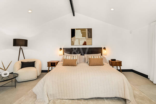 Exclusive Villa with Private Tennis Court Next to Four Seasons Resort