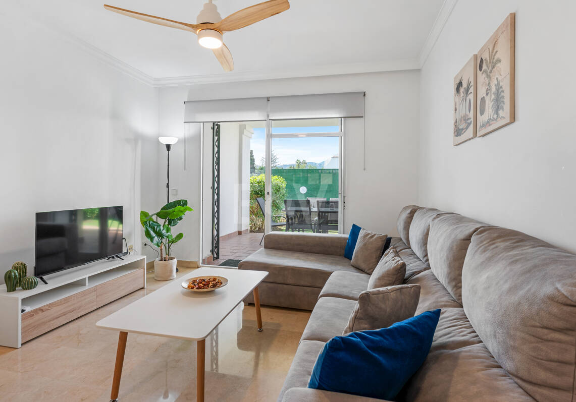 Appartement rez de chaussée à louer en Nueva Andalucia, Marbella (Toutes les zones)