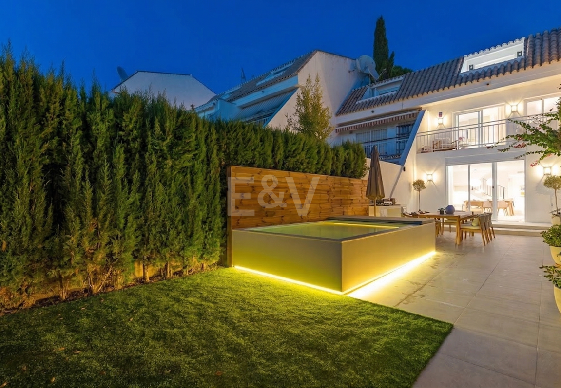 Dom szeregowy na sprzedaż w Nagüeles, Marbella Golden Mile