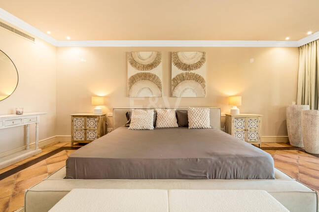 Immaculate Classical Estate in Marbella Hill Club II with the Finest Panoramic Views in Marbella