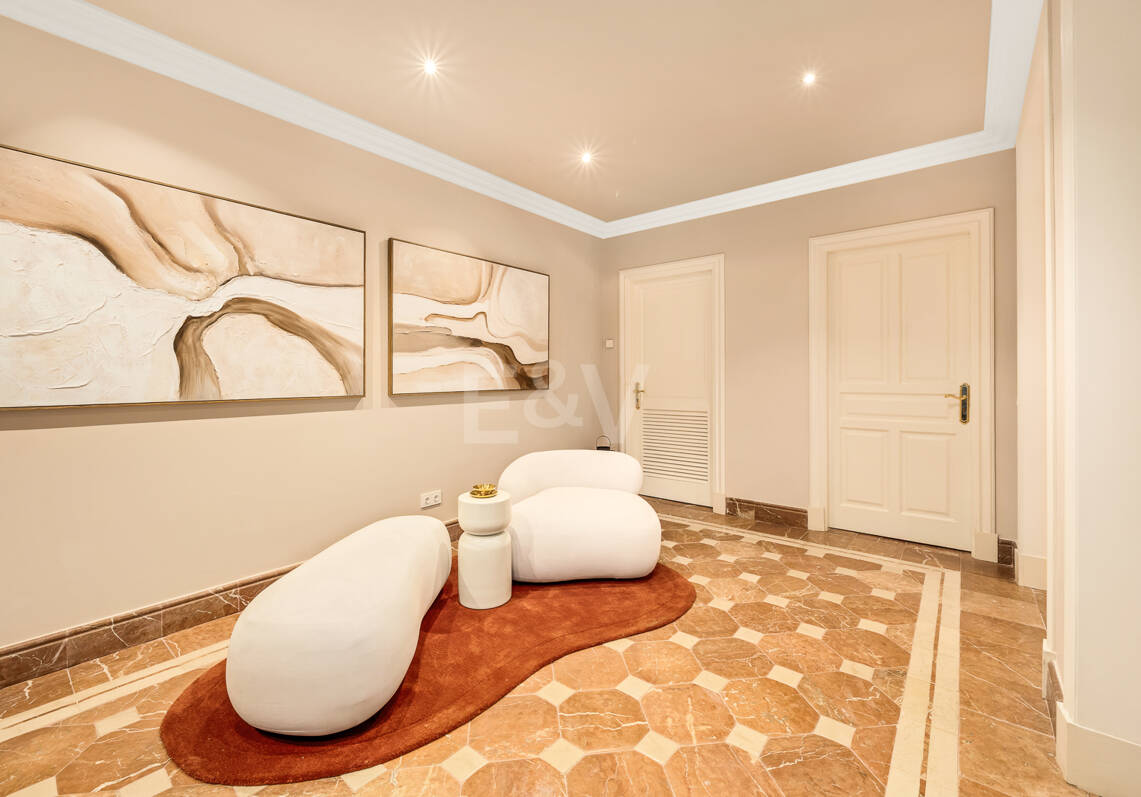 Immaculate Classical Estate in Marbella Hill Club II with the Finest Panoramic Views in Marbella