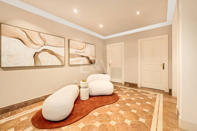 Immaculate Classical Estate in Marbella Hill Club II with the Finest Panoramic Views in Marbella