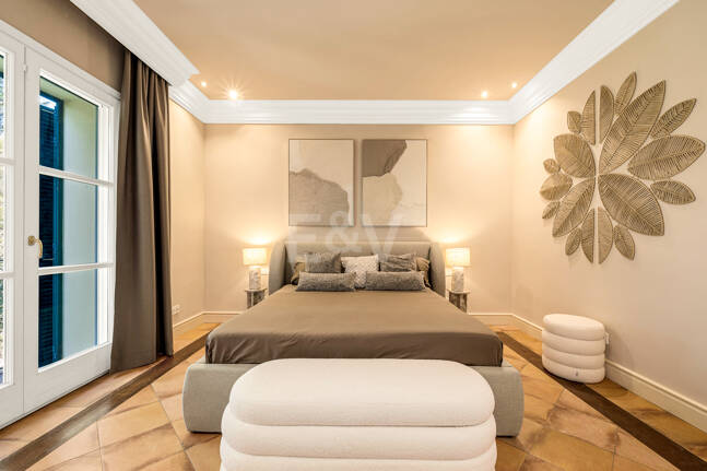 Immaculate Classical Estate in Marbella Hill Club II with the Finest Panoramic Views in Marbella