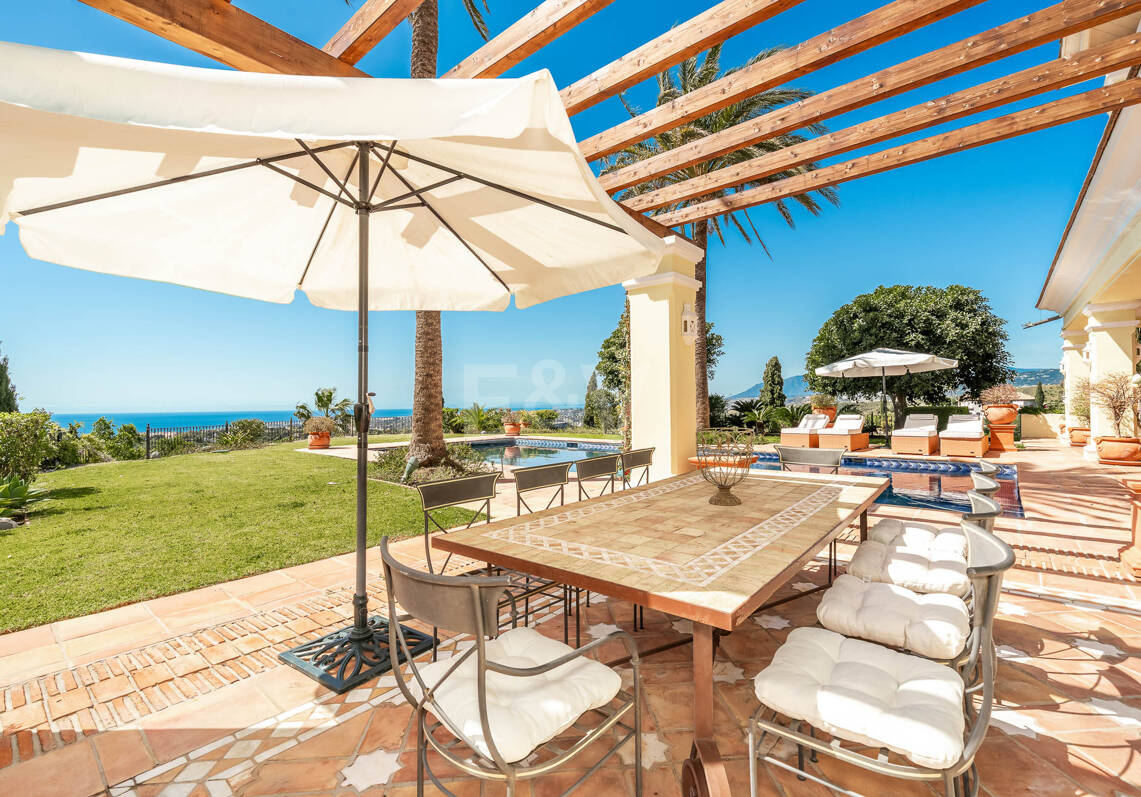 Immaculate Classical Estate in Marbella Hill Club II with the Finest Panoramic Views in Marbella