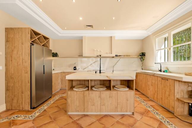Immaculate Classical Estate in Marbella Hill Club II with the Finest Panoramic Views in Marbella