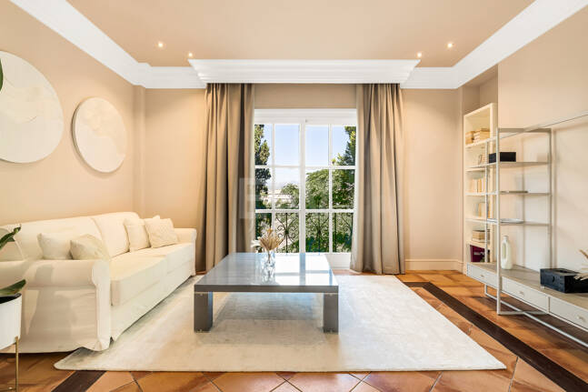 Immaculate Classical Estate in Marbella Hill Club II with the Finest Panoramic Views in Marbella