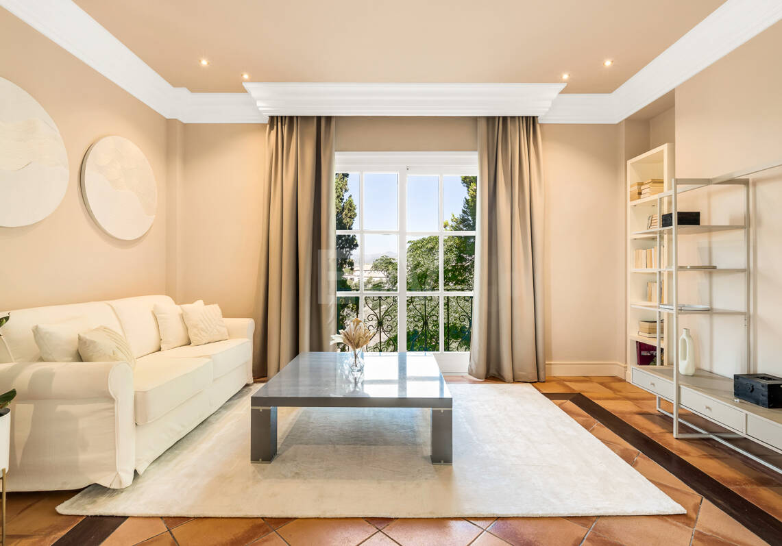 Immaculate Classical Estate in Marbella Hill Club II with the Finest Panoramic Views in Marbella