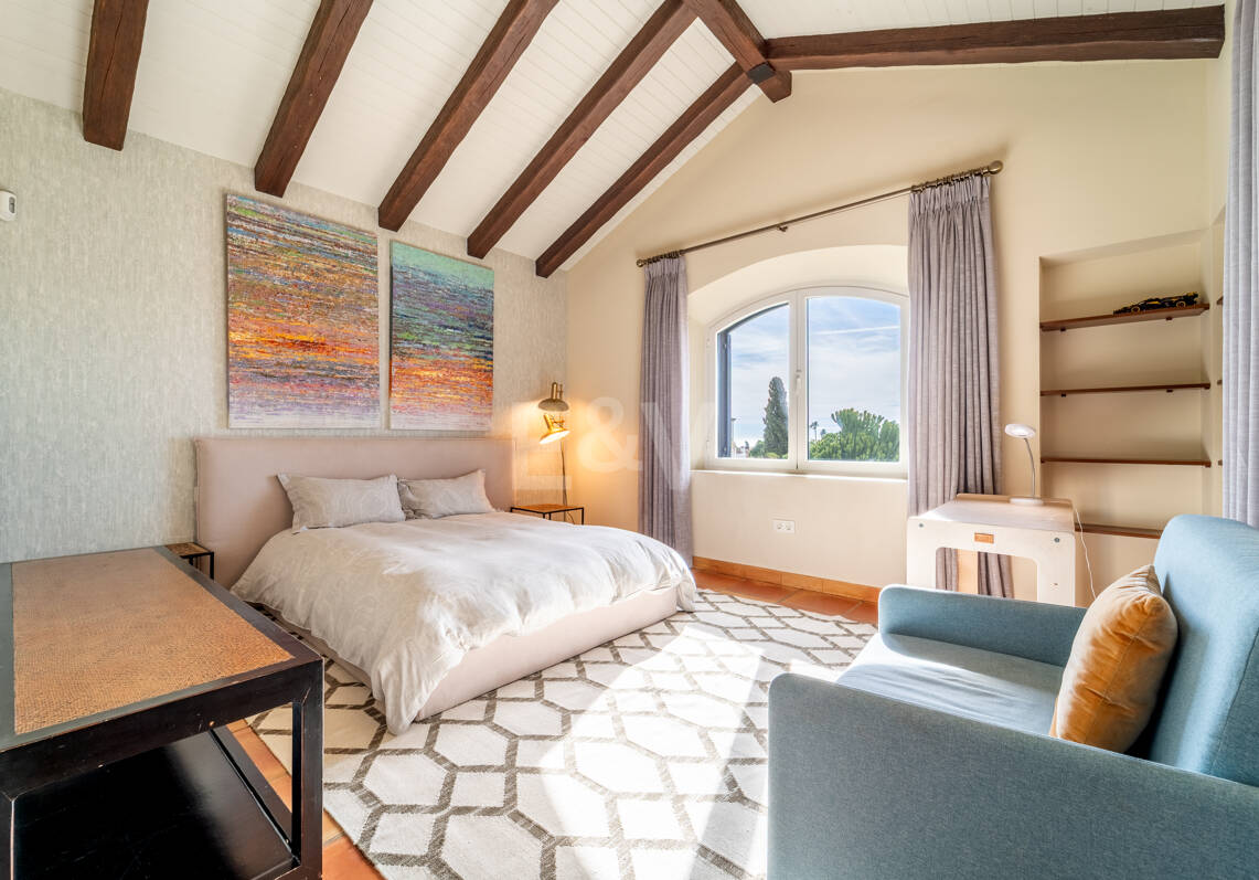 Villa classique de charme avec licence touristique près du centre de Marbella et du Golden Mile
