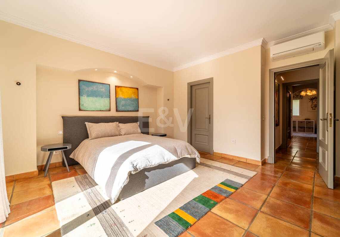 Villa classique de charme avec licence touristique près du centre de Marbella et du Golden Mile