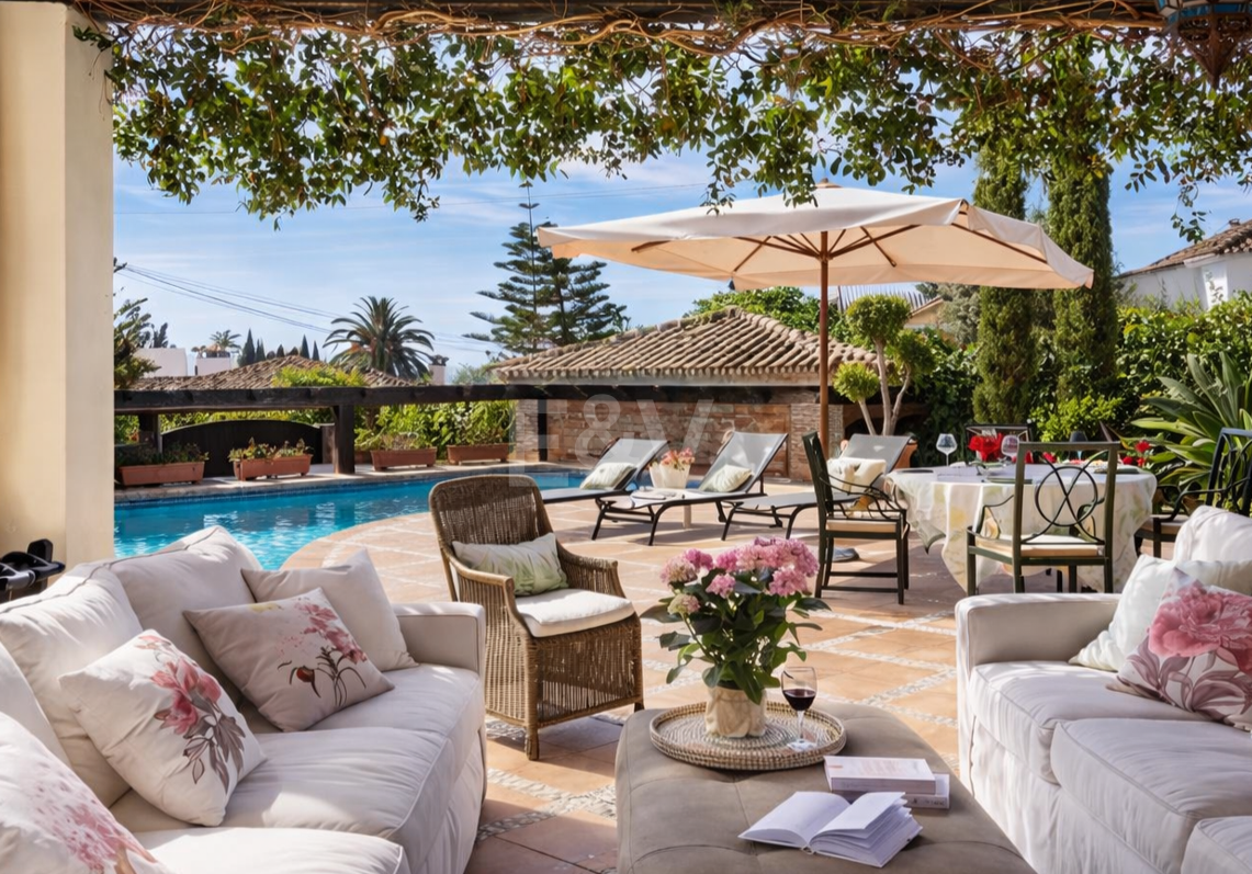 Encantadora villa de estilo clásico con licencia turística cerca del centro de Marbella y la Milla de Oro