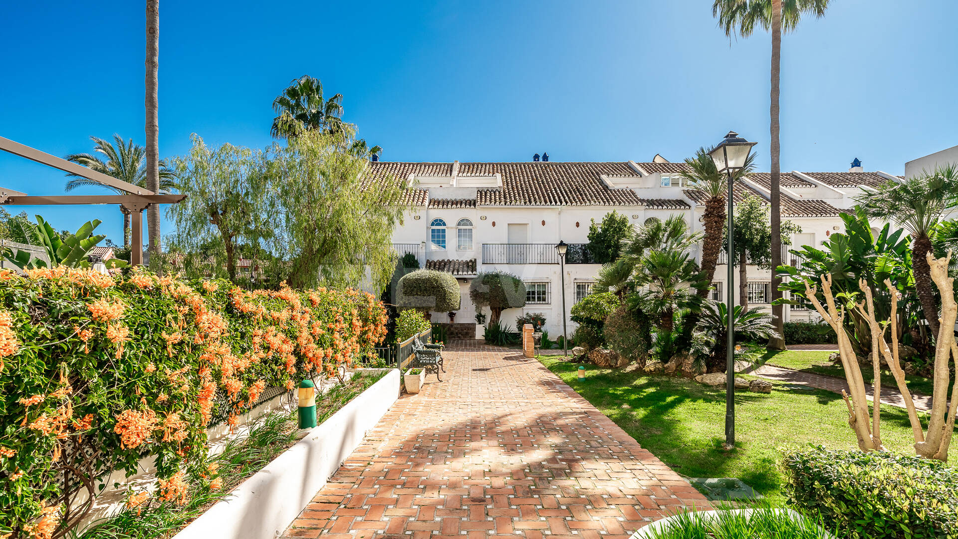 Ekskluzywny przestronny dom pieszo do Puente Romano