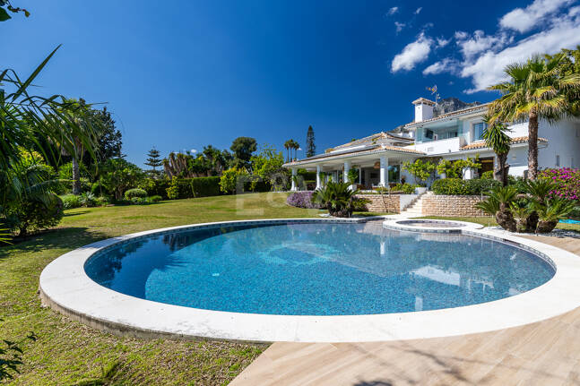 A Contemporary Andalusian Wellness Estate in Sierra Blanca, Marbella Golden Mile