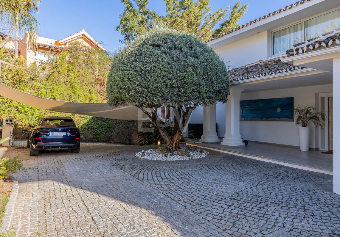 Ein modernes andalusisches Wellness-Anwesen in Sierra Blanca, Goldene Meile von Marbella