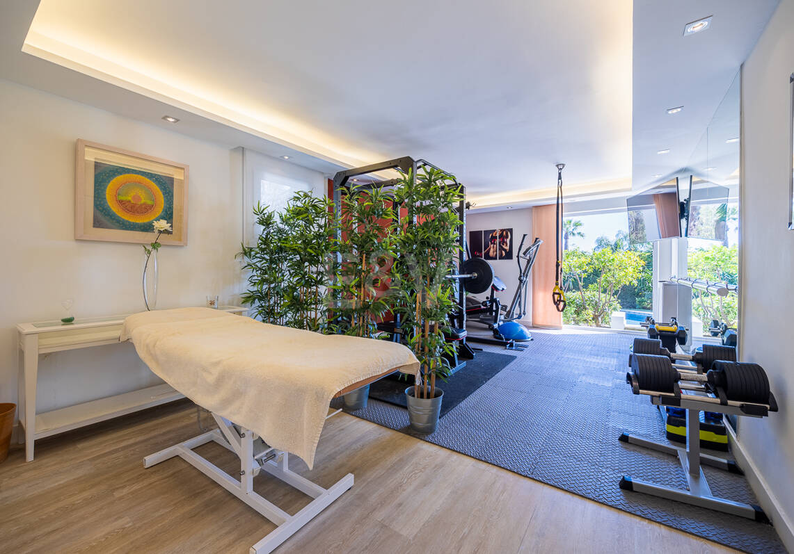 Ein modernes andalusisches Wellness-Anwesen in Sierra Blanca, Goldene Meile von Marbella