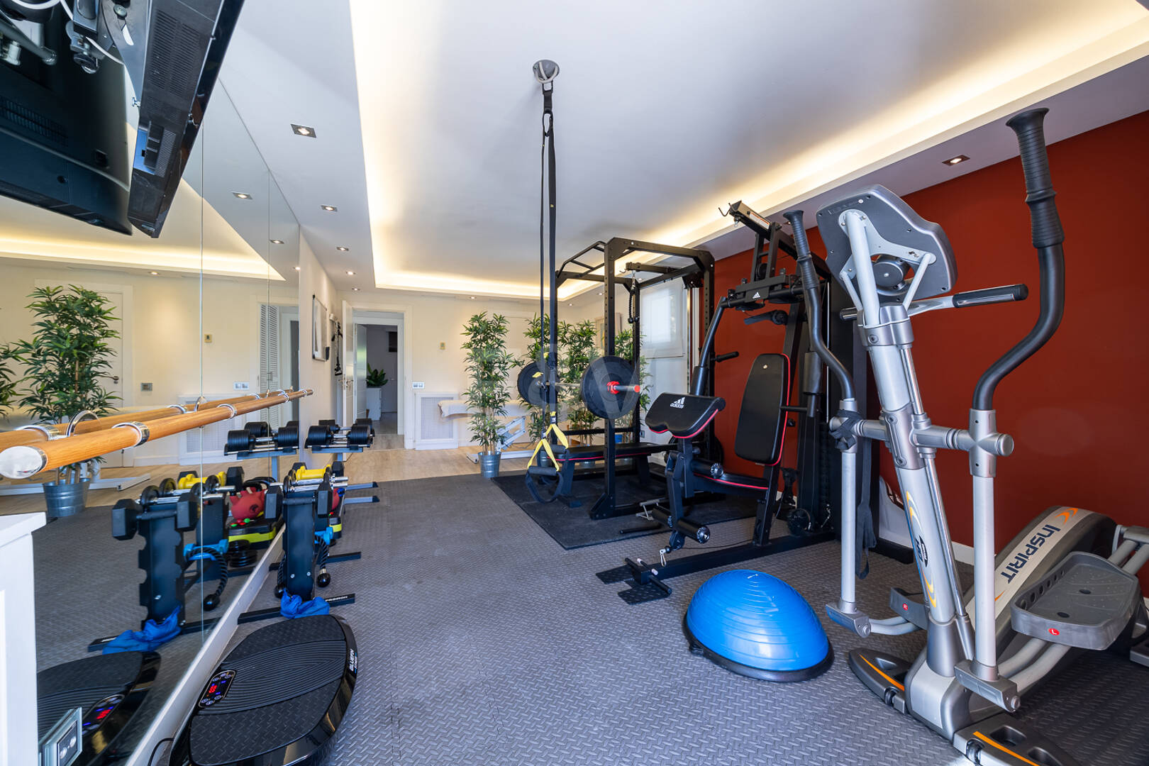 Villa à louer en Marbella Golden Mile, Marbella (Toutes les zones)