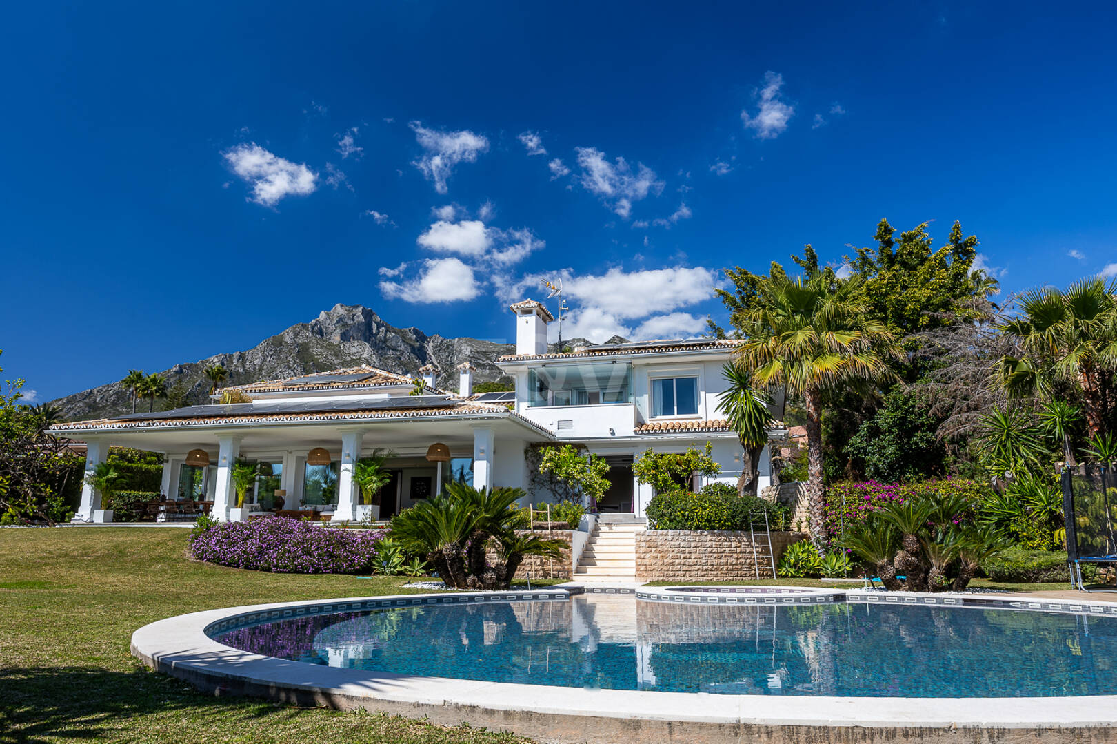 A Contemporary Andalusian Wellness Estate in Sierra Blanca, Marbella Golden Mile