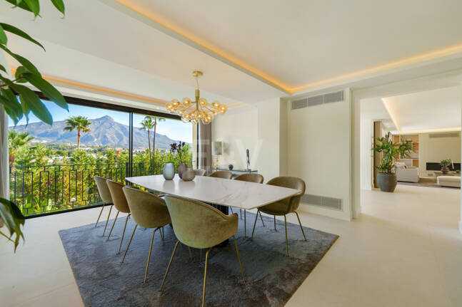 Villa à vendre en Nueva Andalucia, Marbella (Toutes les zones)