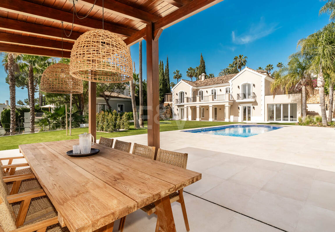 Villa till salu i Nueva Andalucia, Marbella