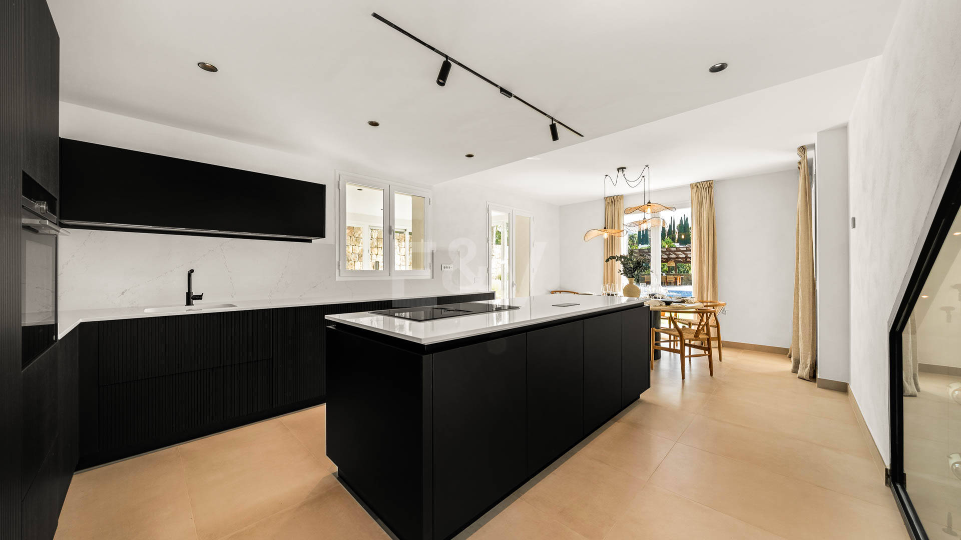 Villa till salu i Nueva Andalucia, Marbella