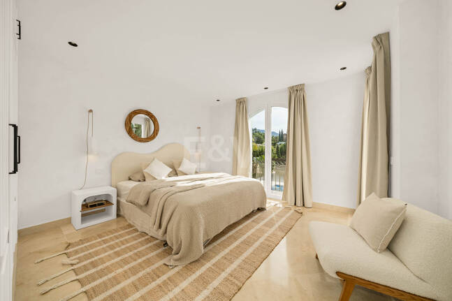 Villa till salu i Nueva Andalucia, Marbella