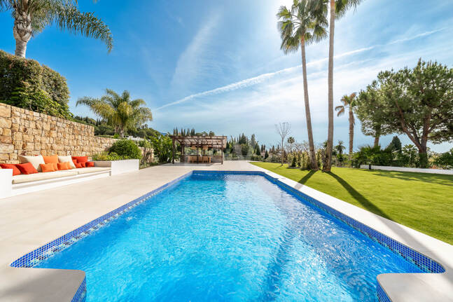 Villa till salu i Nueva Andalucia, Marbella