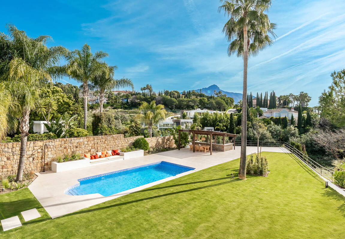 Villa till salu i Nueva Andalucia, Marbella