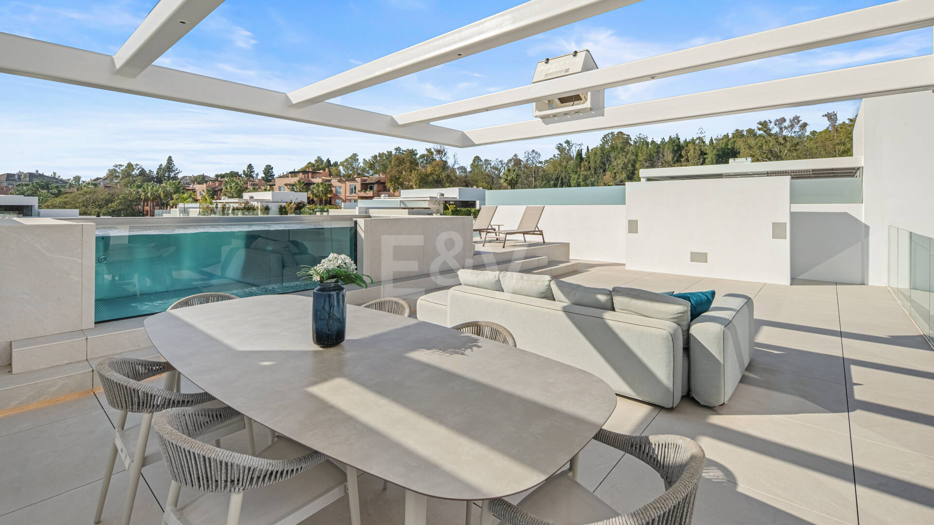 Parhus till salu i Marbella Golden Mile