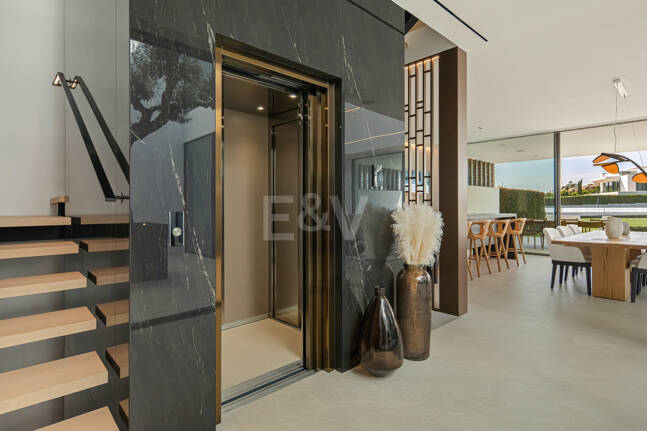 Parhus till salu i Marbella Golden Mile