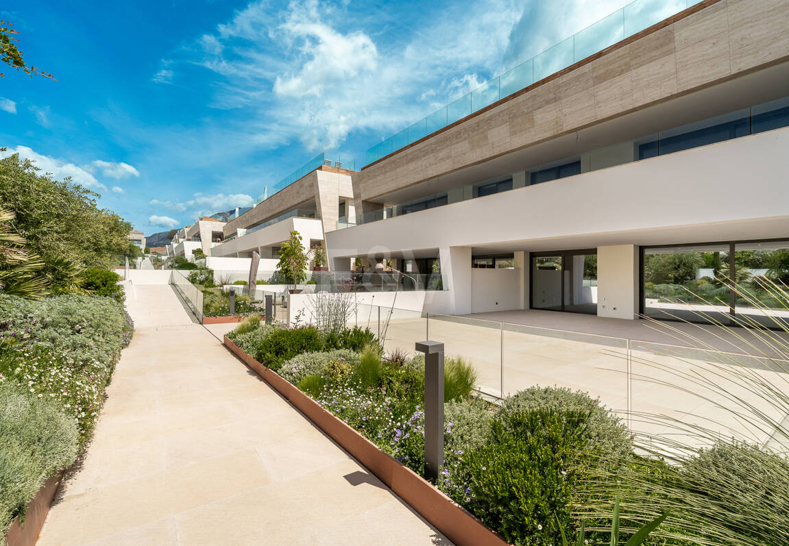 Exclusive Duplex Garden Apartment in Epic by Fendi Steps from Puente Romano Beach Resort