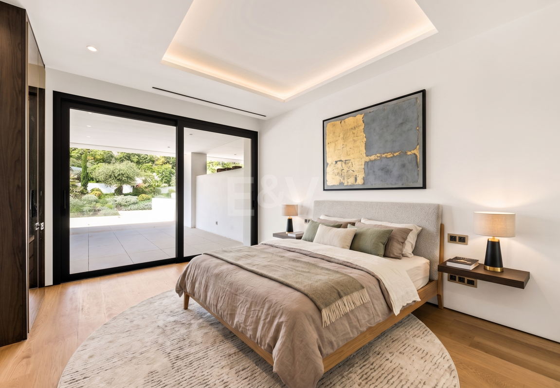 Exclusive Duplex Garden Apartment in Epic by Fendi Steps from Puente Romano Beach Resort