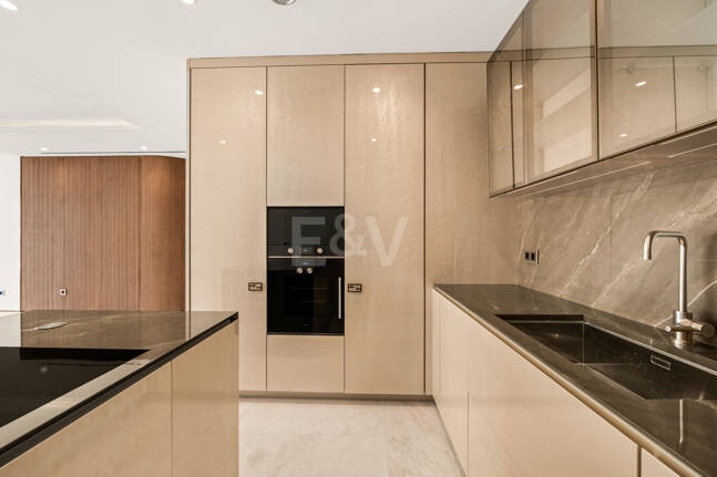 Exclusive Duplex Garden Apartment in Epic by Fendi Steps from Puente Romano Beach Resort