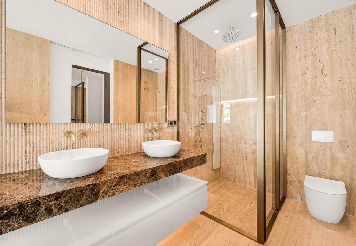 Exclusive Duplex Garden Apartment in Epic by Fendi Steps from Puente Romano Beach Resort