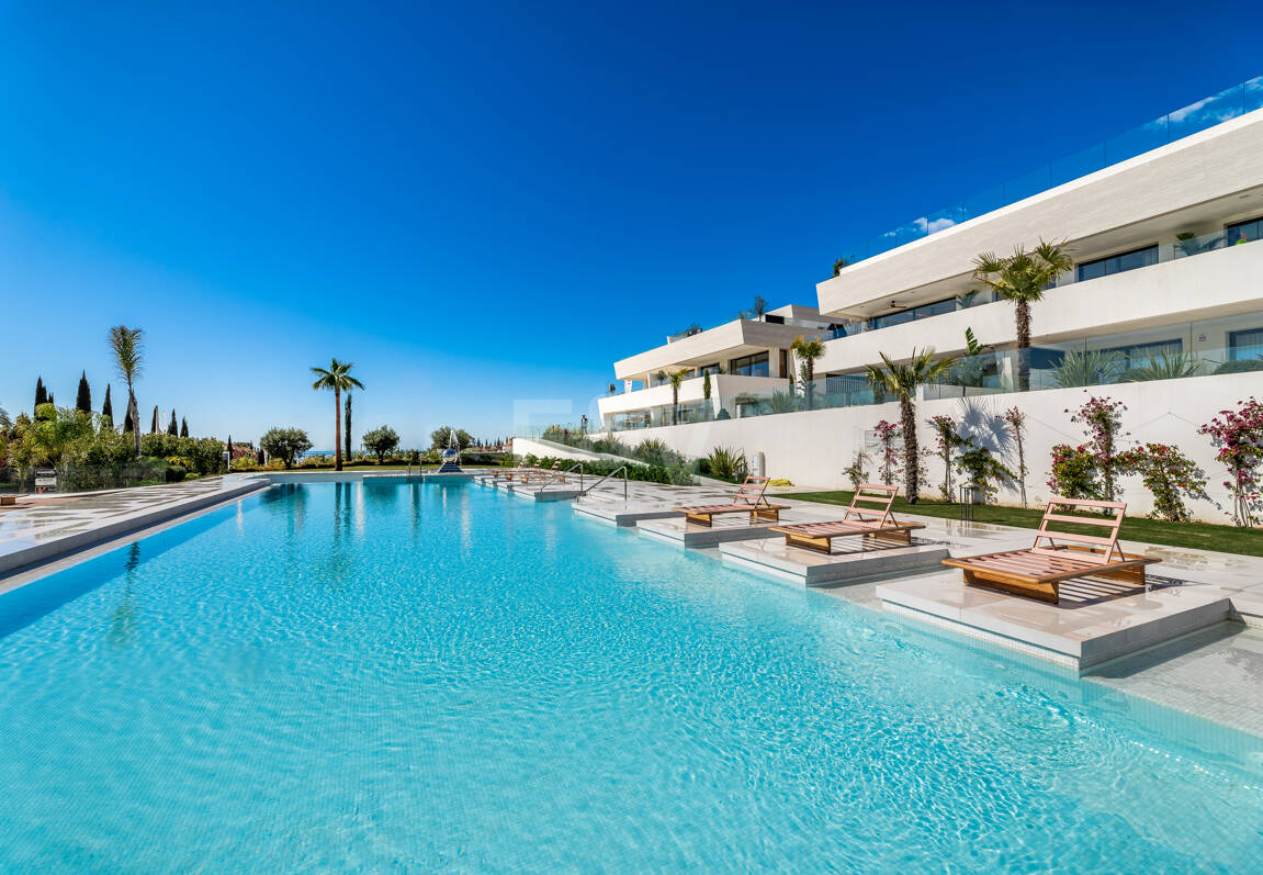 Exclusive Duplex Garden Apartment in Epic by Fendi Steps from Puente Romano Beach Resort