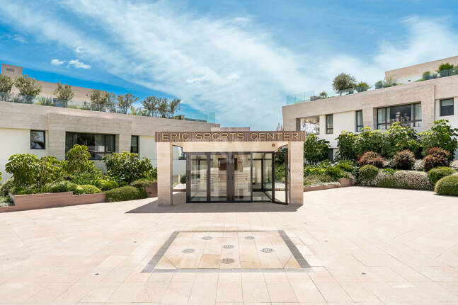 Exclusive Duplex Garden Apartment in Epic by Fendi Steps from Puente Romano Beach Resort