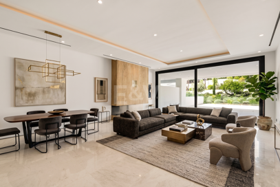 Exclusive Duplex Garden Apartment in Epic by Fendi Steps from Puente Romano Beach Resort