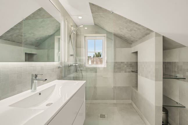 Reihenhaus Mit Meerblick Und Großem Potenzial In Nagüeles, Goldene Meile