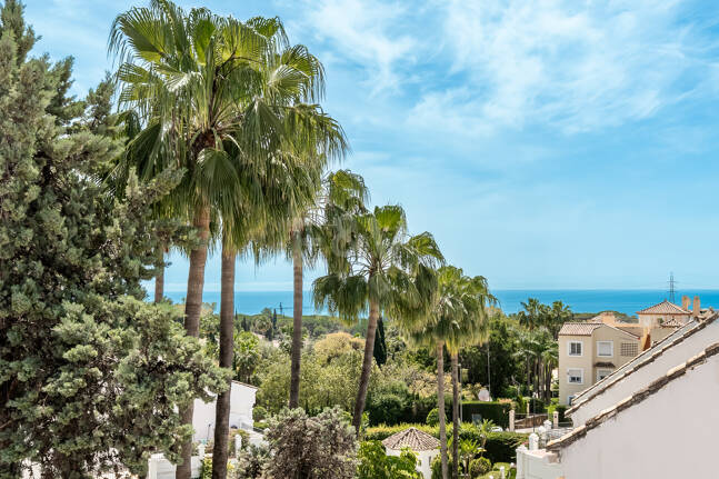 Reihenhaus Mit Meerblick Und Großem Potenzial In Nagüeles, Goldene Meile