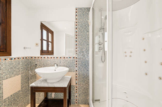 Reihenhaus Mit Meerblick Und Großem Potenzial In Nagüeles, Goldene Meile