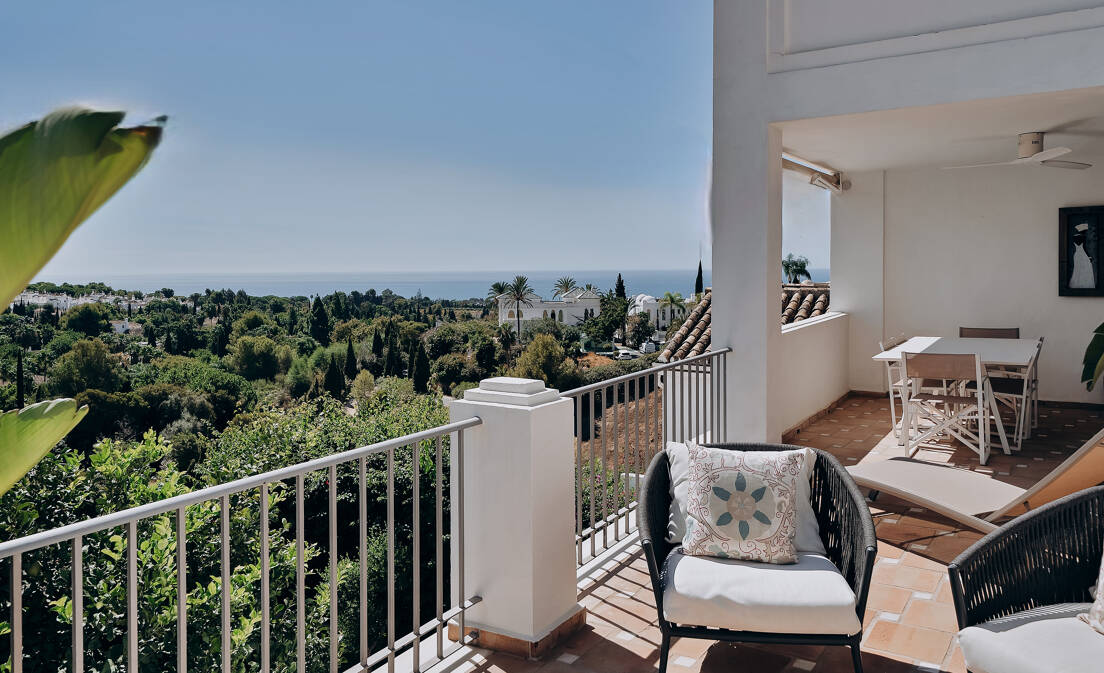 Elegante casa con fantásticas vistas al mar en Marbella Hill Club