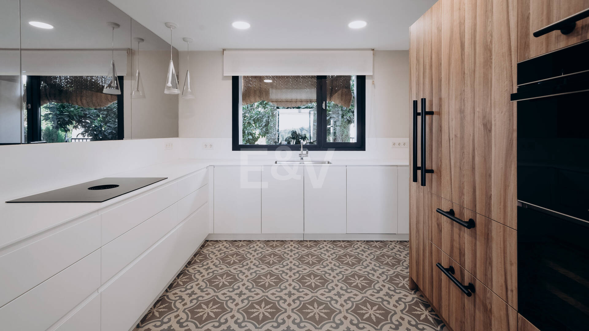 Stilvolles Haus mit traumhaftem Meerblick in Marbella Hill Club