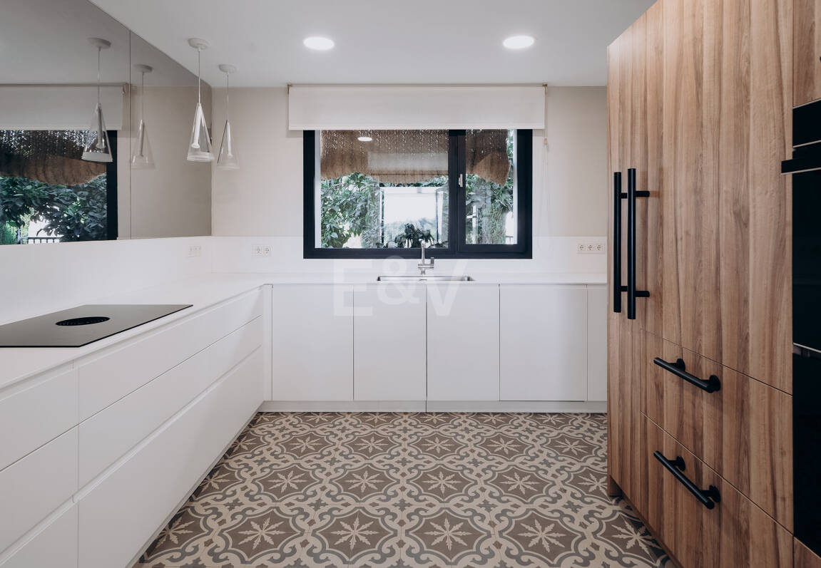 Stilvolles Haus mit traumhaftem Meerblick in Marbella Hill Club