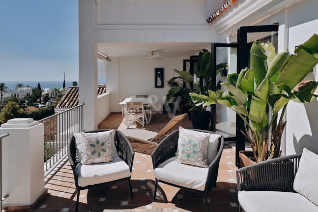 Stilvolles Haus mit traumhaftem Meerblick in Marbella Hill Club