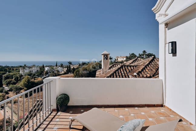 Stilvolles Haus mit traumhaftem Meerblick in Marbella Hill Club