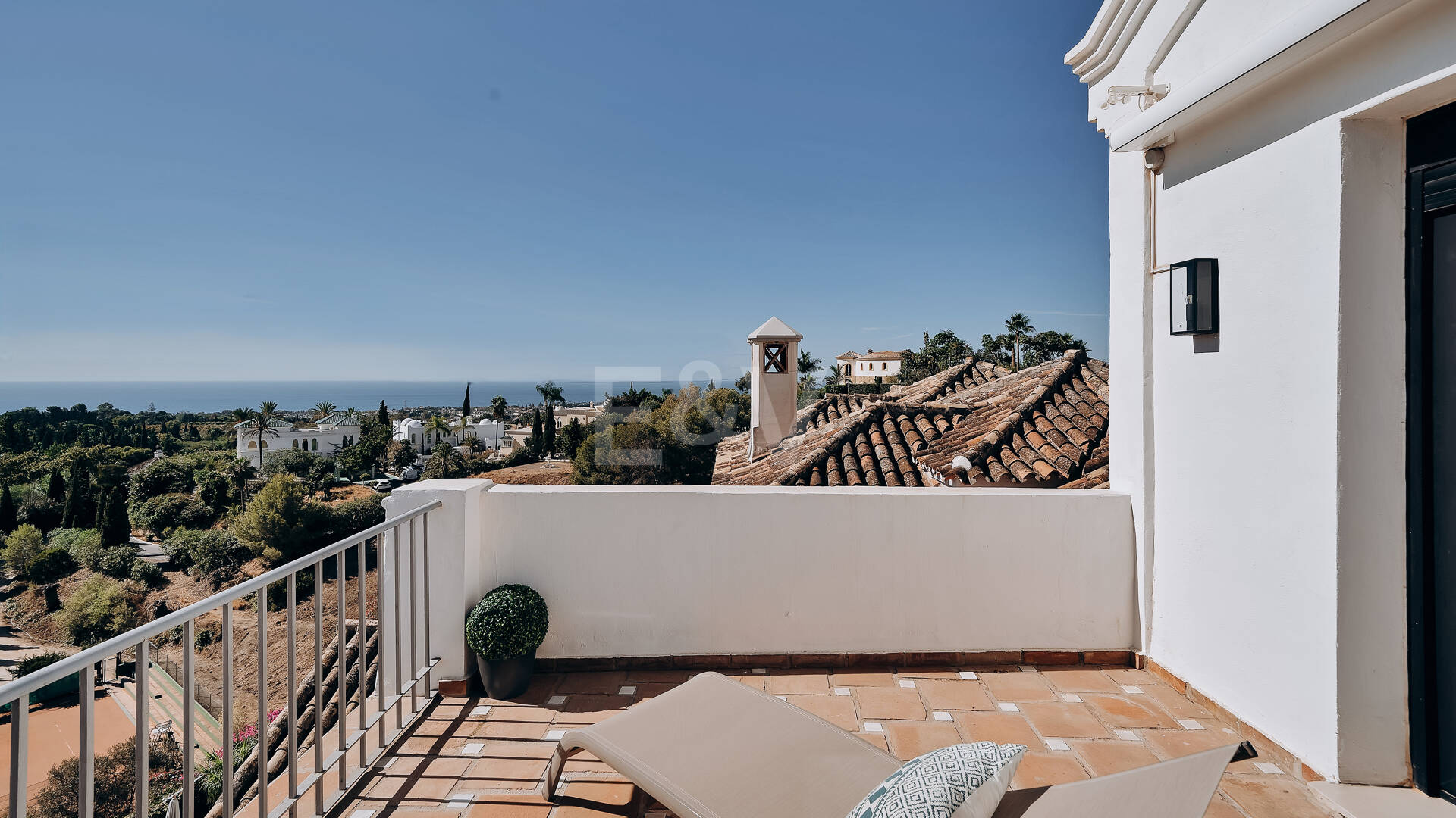 Stilvolles Haus mit traumhaftem Meerblick in Marbella Hill Club