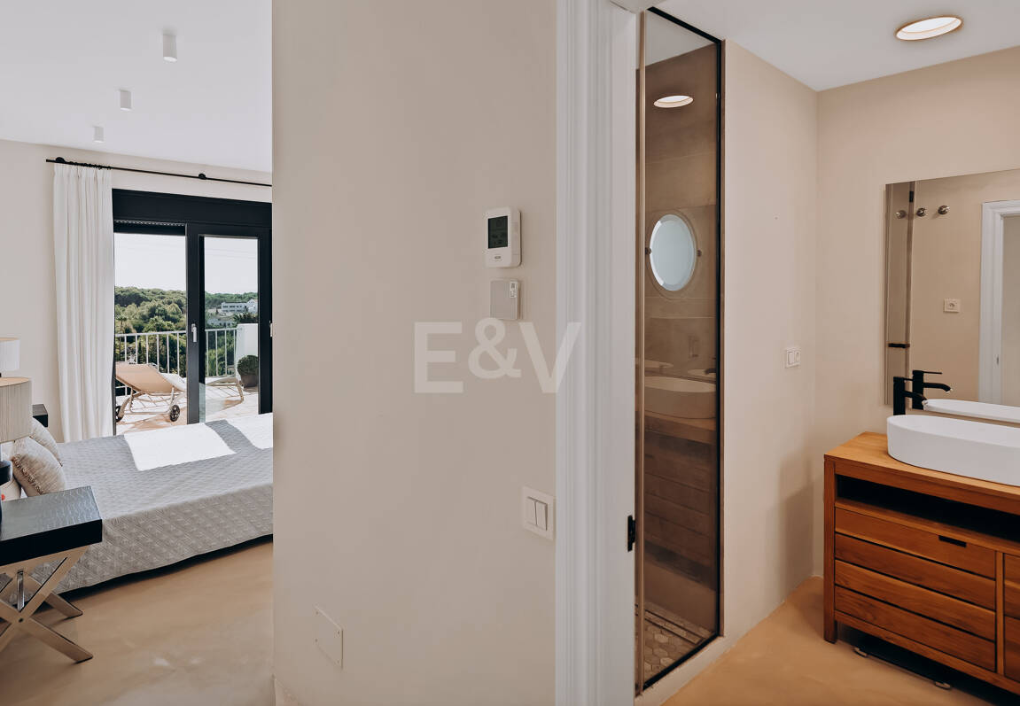 Stilvolles Haus mit traumhaftem Meerblick in Marbella Hill Club