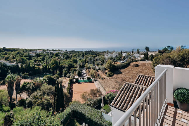Stilvolles Haus mit traumhaftem Meerblick in Marbella Hill Club