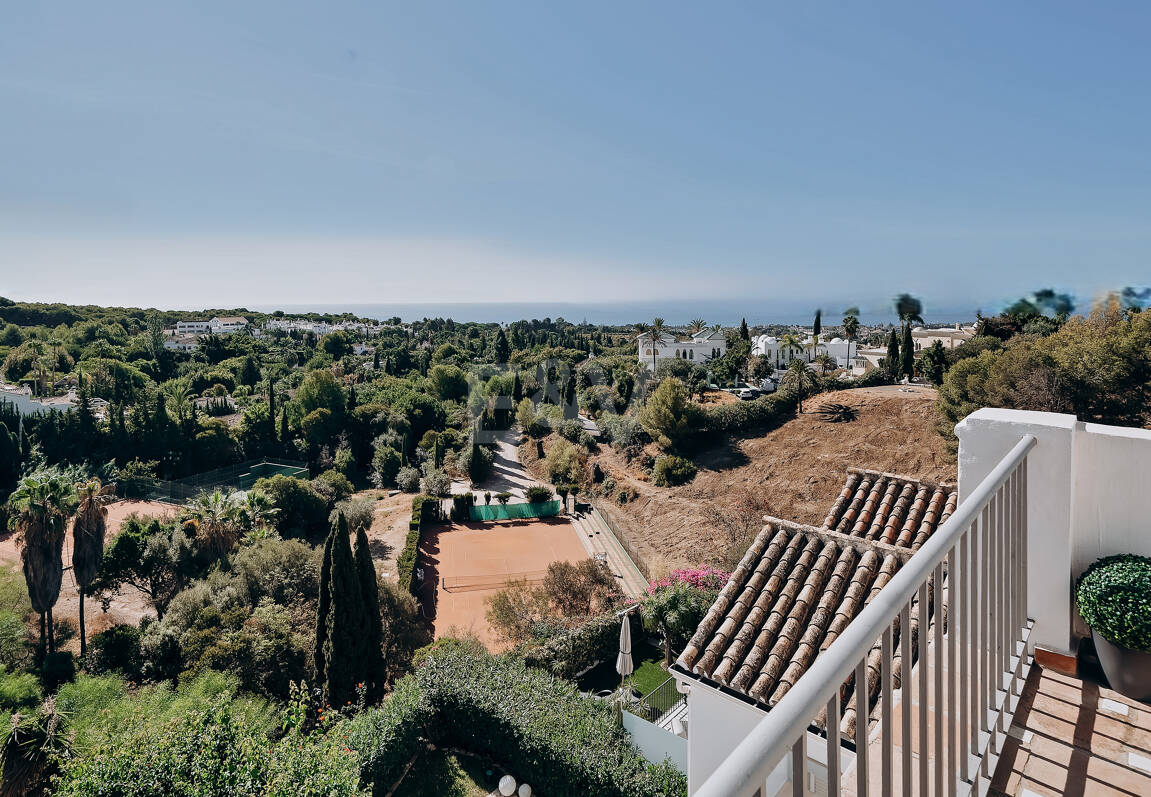 Stilvolles Haus mit traumhaftem Meerblick in Marbella Hill Club