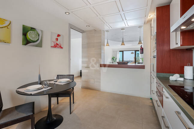 Appartement à louer en Marbella Golden Mile, Marbella (Toutes les zones)