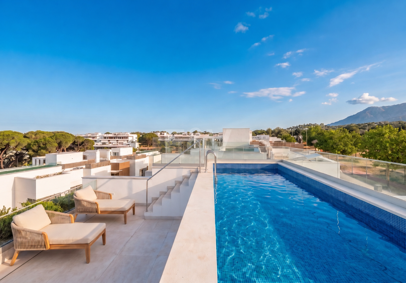 Luxury 4-Bedroom Duplex Penthouse with Private Rooftop Pool Fronting Santa Clara Golf