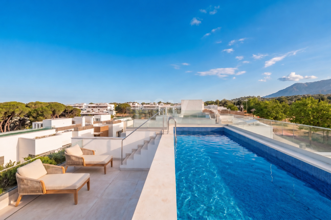 Luxury 4-Bedroom Duplex Penthouse with Private Rooftop Pool Fronting Santa Clara Golf